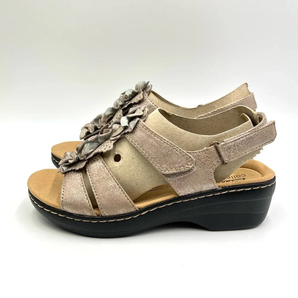 Clarks Size 6.5 Metallic Taupe Bronze‎ Floral T-Strap Wedge Sandals Shoes